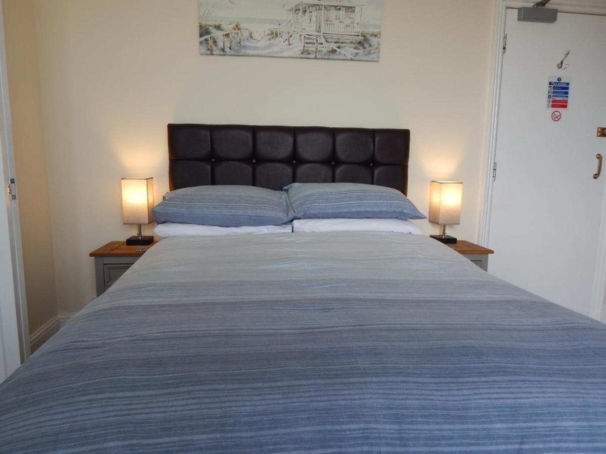 The Garfield Guest House อีสต์บอร์น ภายนอก รูปภาพ