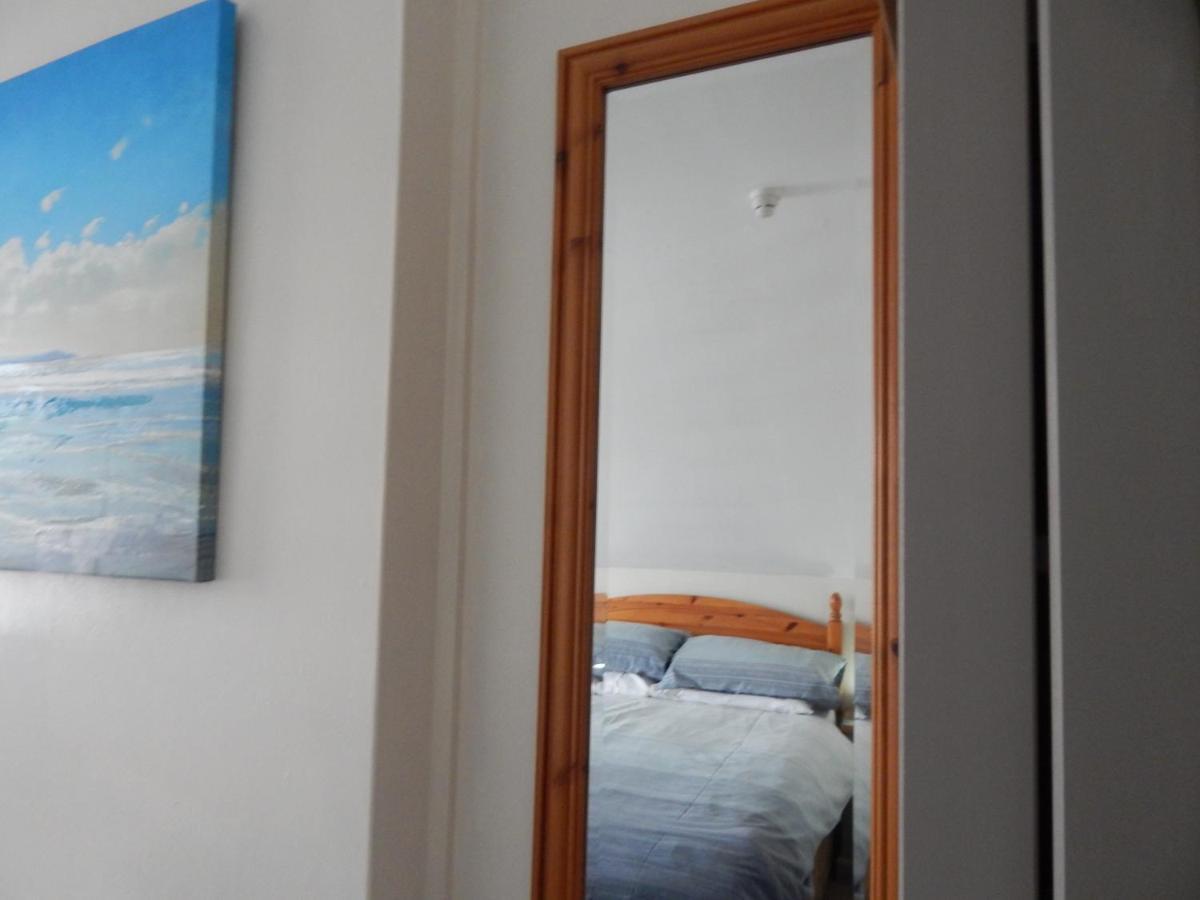 The Garfield Guest House อีสต์บอร์น ภายนอก รูปภาพ