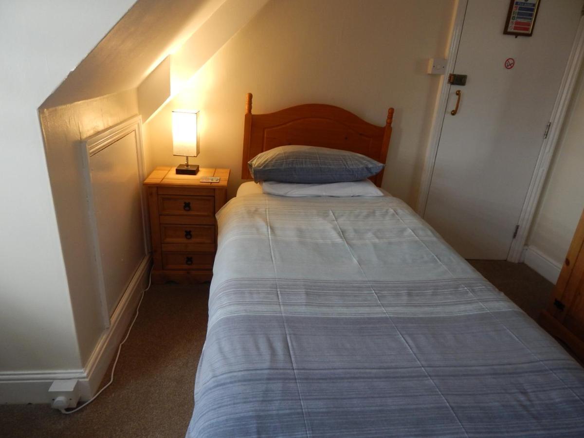 The Garfield Guest House อีสต์บอร์น ภายนอก รูปภาพ